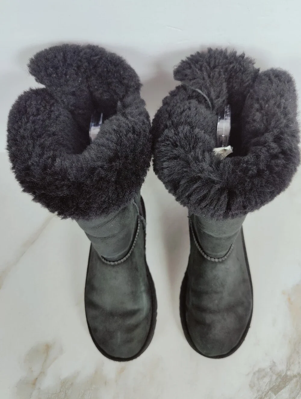 UGG Girls' Bailey Bow Black Suede Shearling Boots, Sz 3